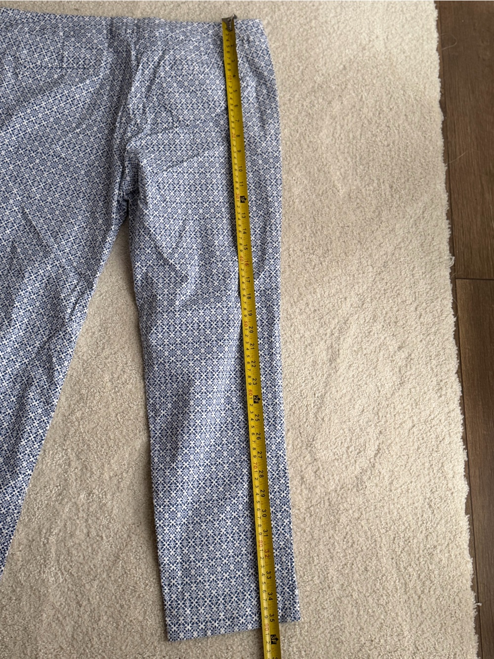 Women’s Jones & Co Blue Patterned cropped Pants